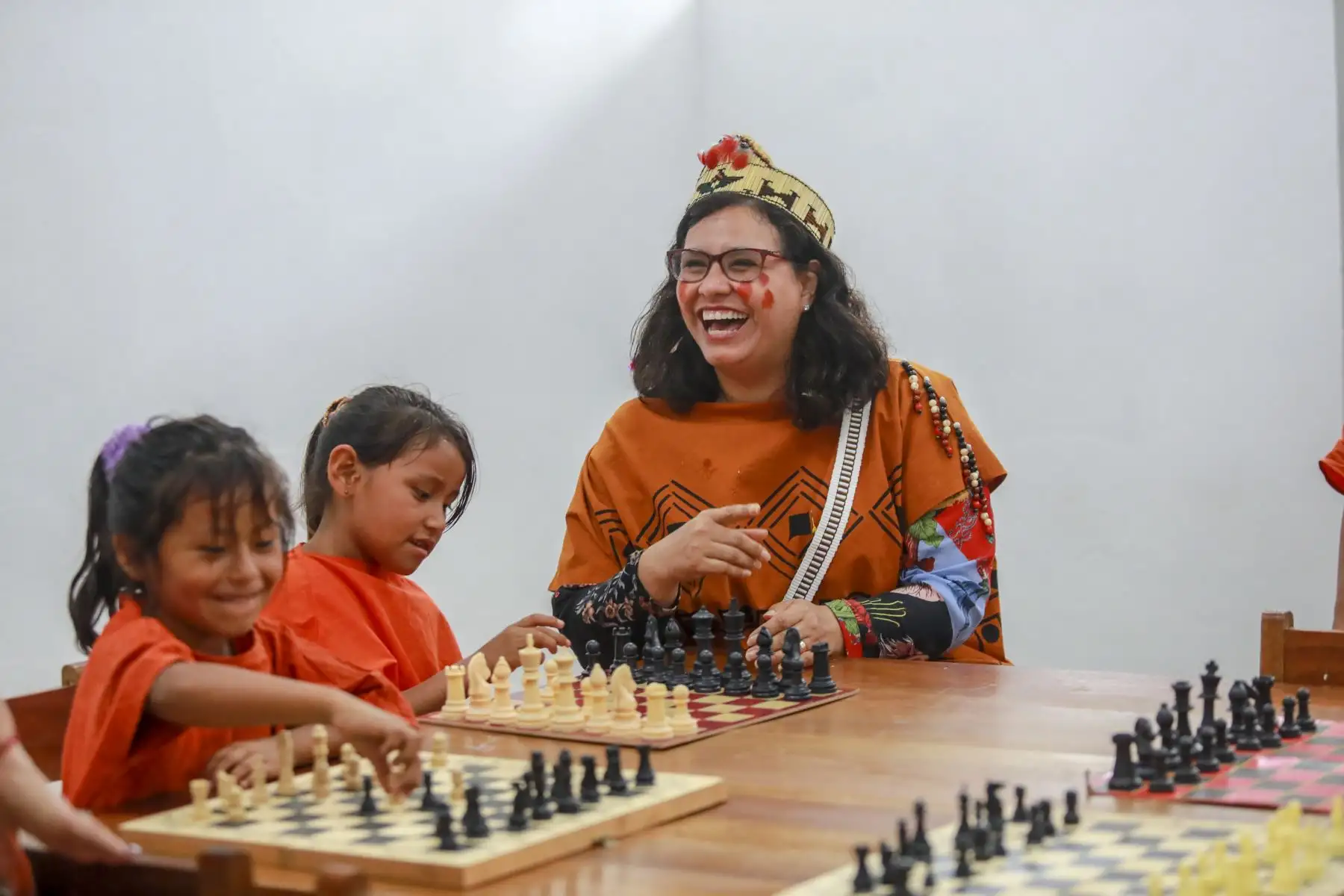 Primera Dama, Maribel Díaz, también visitó la Aldea Niño Beato Junipero Serra, donde viven menores de las comunidades indígenas rescatados de las zonas más afectadas por el narcotráfico y el terrorismo.
Foto: ANDINA/ Prensa Presidencia