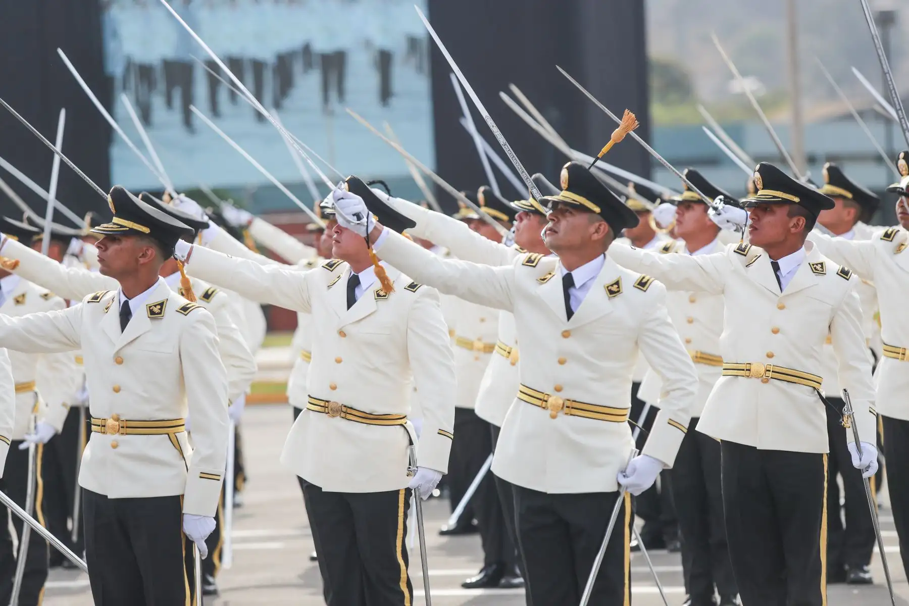El presidente de la República,Martín Vizcarra, paticipó de la ceremonia de clausura del año académico y graduación de 164 alféreces promoción 2020 “Comandante PNP Felipe Carmelo Andrade Arroyo”, de la escuela de oficiales de la Policía Nacional del Perú.
Foto: ANDINA/ Prensa Presidencia