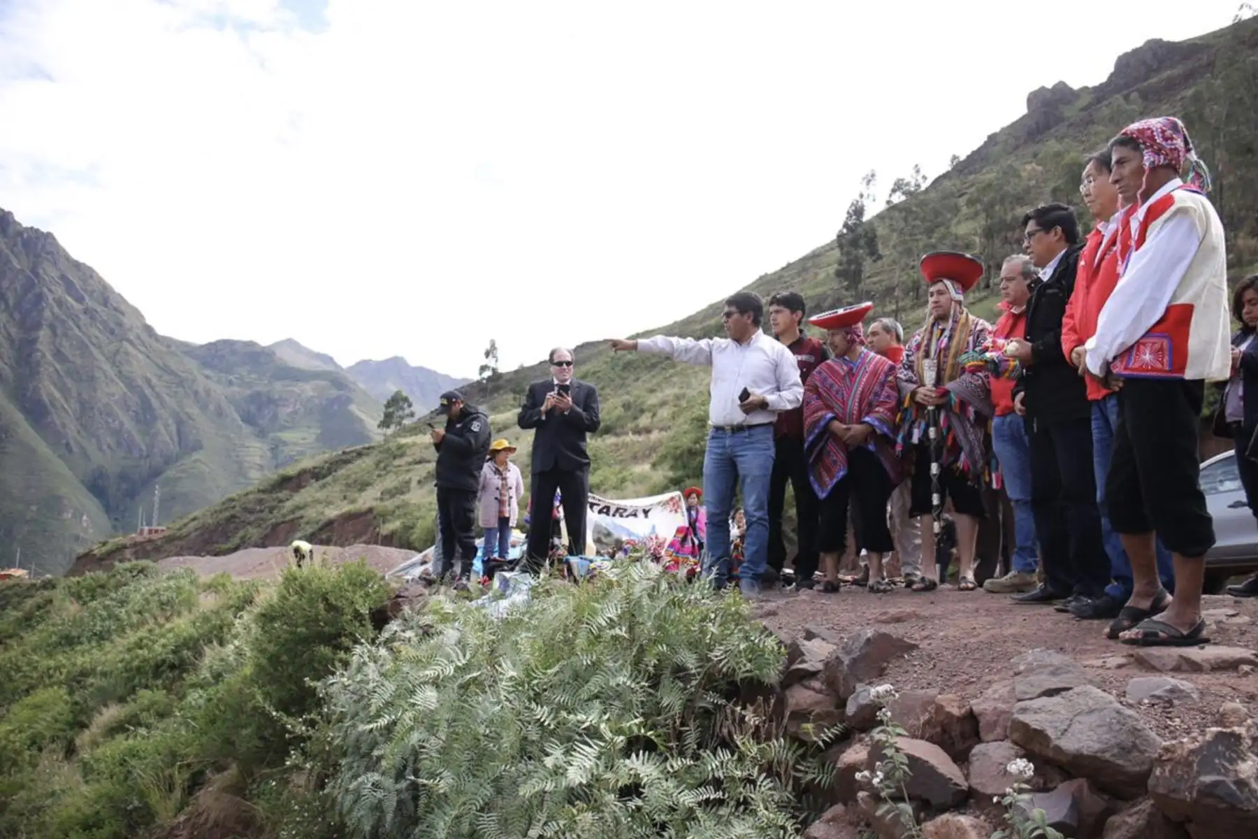 El titular de la PCM, Vicente Zeballos se encuentra en Cusco, donde realizará diversas actividades como supervisión de obras de saneamiento, verificación de cumplimiento en programas sociales y se reunirá con autoridades de la región.
Foto: ANDINA/PCM