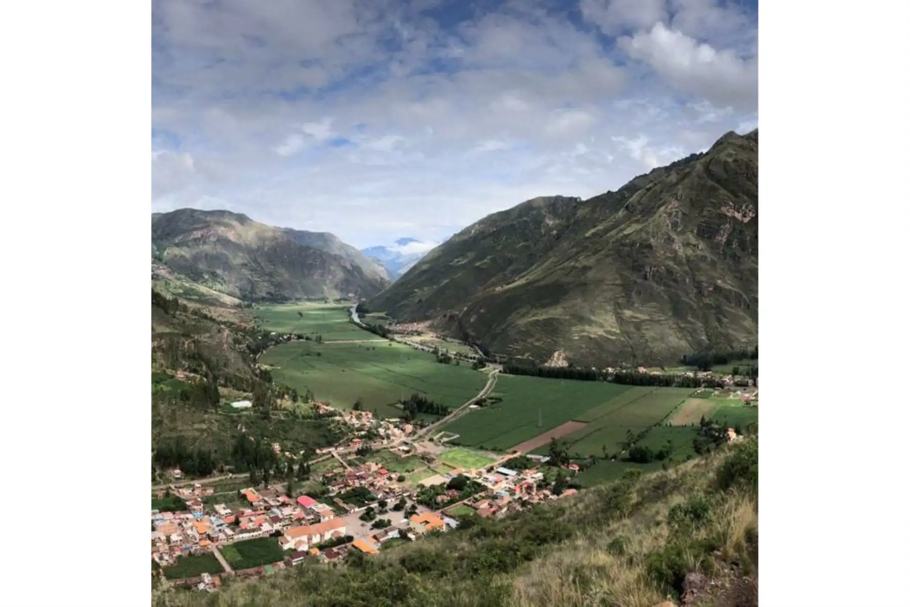 El titular de la PCM, Vicente Zeballos se encuentra en Cusco, donde realizará diversas actividades como supervisión de obras de saneamiento, verificación de cumplimiento en programas sociales y se reunirá con autoridades de la región.
Foto: ANDINA/PCM