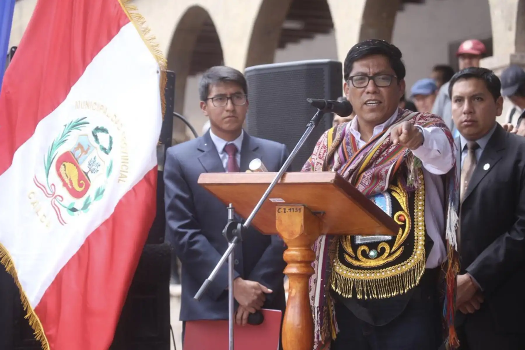 El titular de la PCM, Vicente Zeballos se encuentra en Cusco, donde realizará diversas actividades como supervisión de obras de saneamiento, verificación de cumplimiento en programas sociales y se reunirá con autoridades de la región.
Foto: ANDINA/PCM