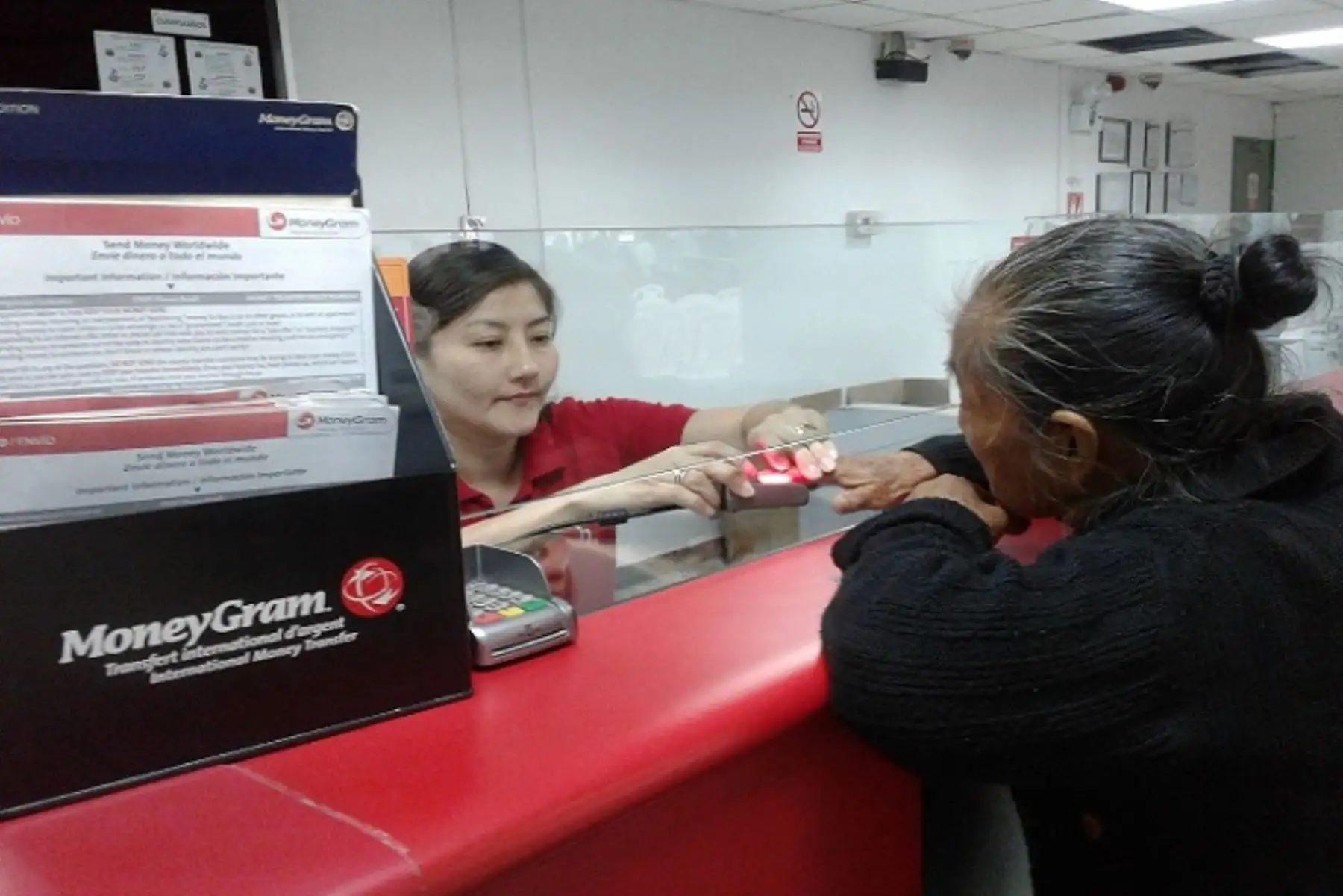 Durante el pago, los beneficiarios de Pensión 65 podrán tener acceso a actividades complementarias por parte del Ministerio de Salud y del Registro Nacional de Identificación y Estado Civil (Reniec).