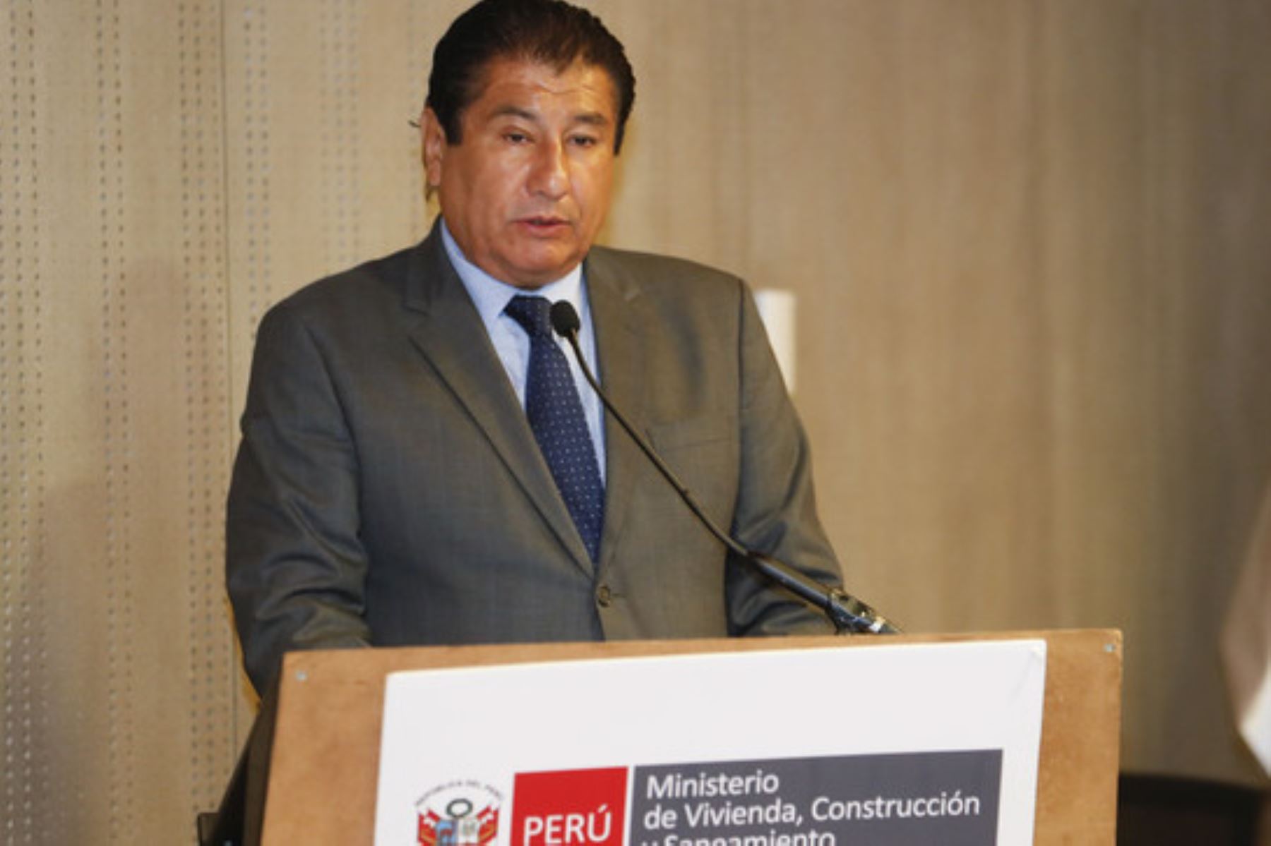 El ministro de Vivienda, Construcción y Saneamiento, Rodolfo Yáñez, afirmó que las puertas del sector están abiertas para todas las autoridades.