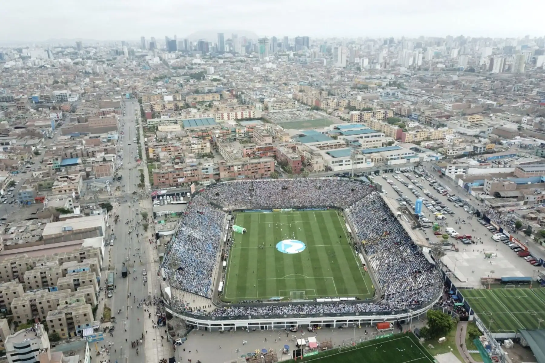 Vista panorámica del estadio Alejandro Villanueva en el partido entre Alianza Lima y Binacional por  la gran final del fútbol peruano .
Foto: ANDINA/Juan Carlos Guzmán