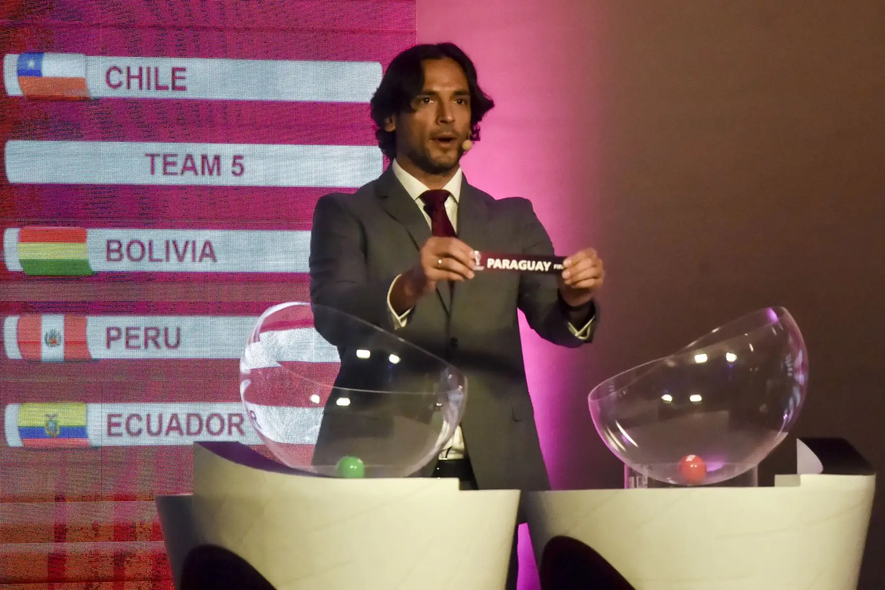 La selección peruana debutará ante su similar de Paraguay en las eliminatorias sudamericanas rumbo al mundial de Catar 2022. Foto: AFP