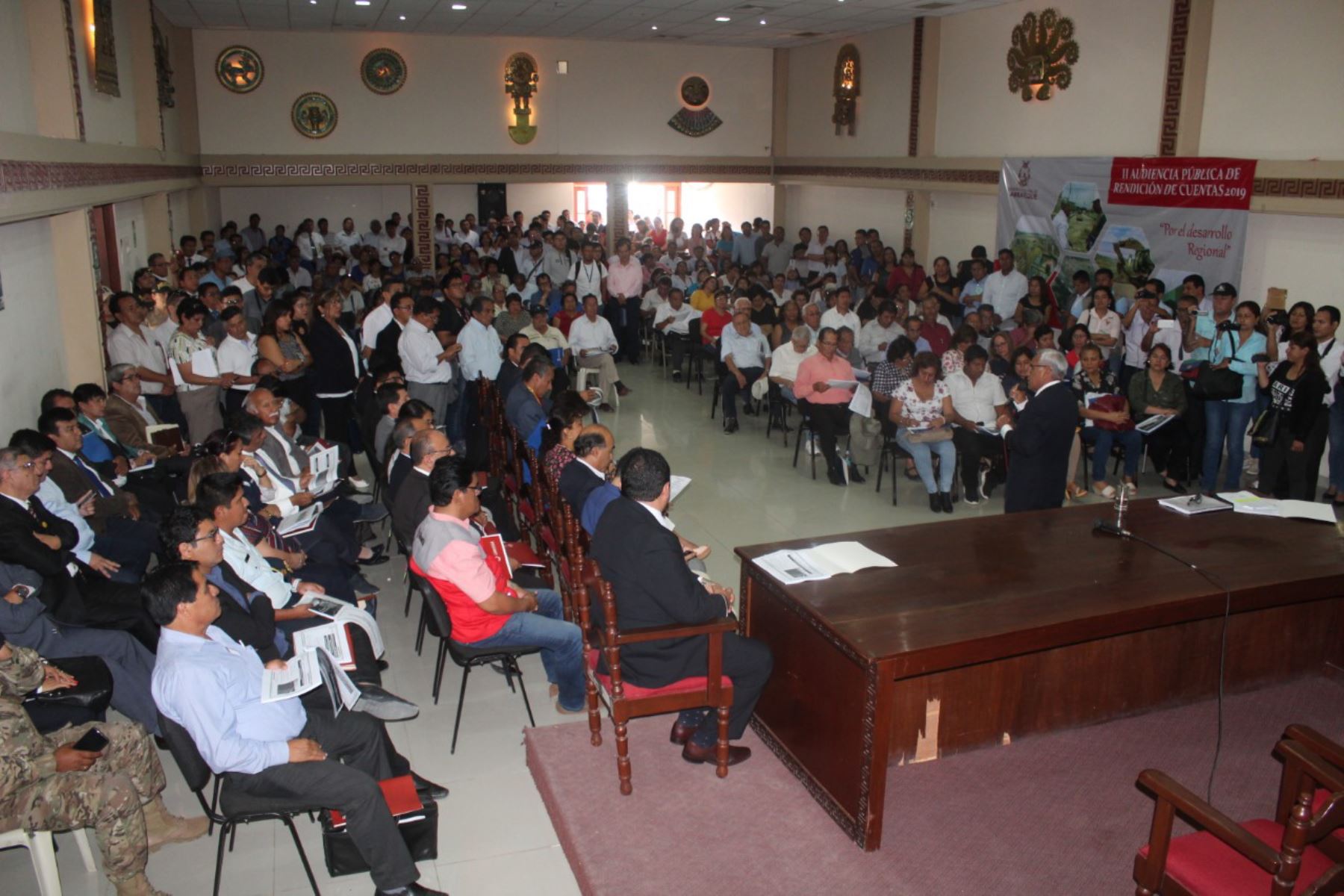 El gobernador regional de Lambayeque, Anselmo Lozano, ofreció la segunda audiencia pública regional de rendición de cuentas.