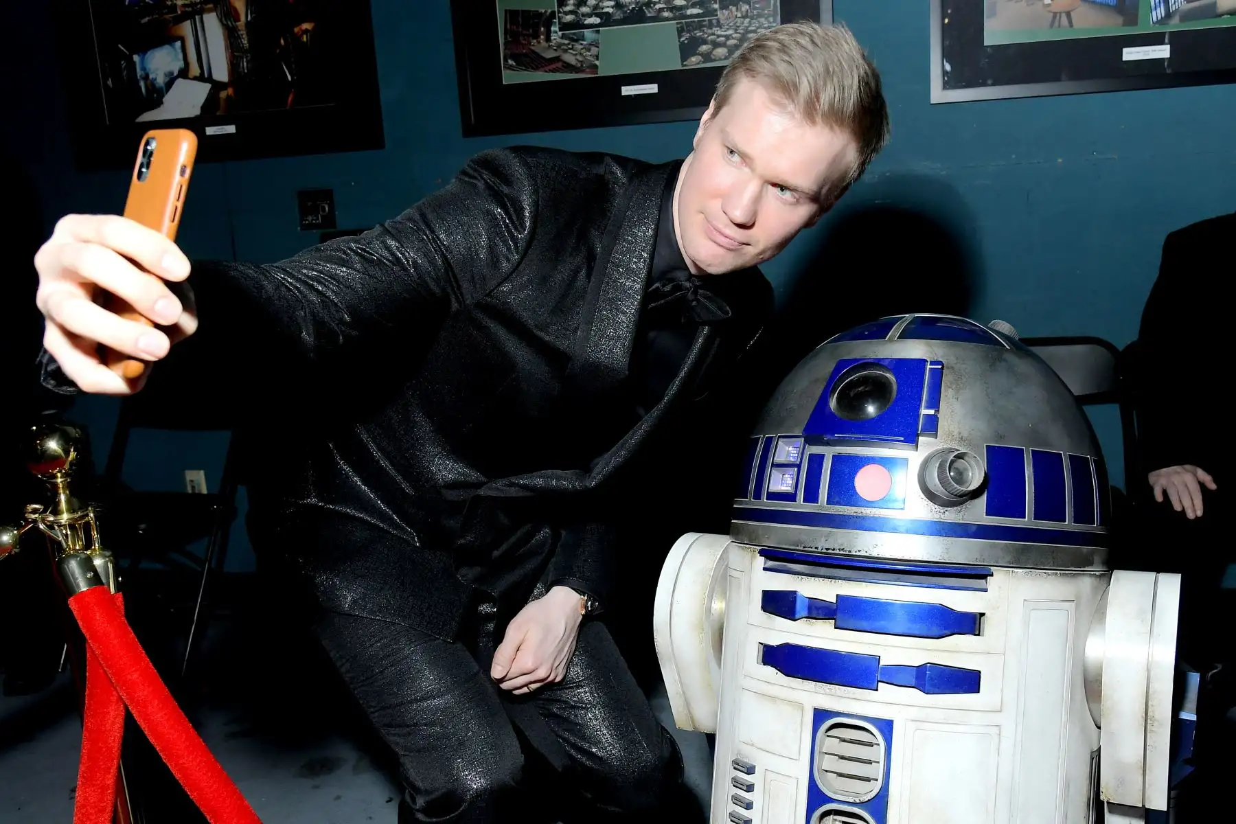 Domhnall Gleeson, durante la espectacular premier en los Angeles de Star Wars “El Ascenso de Skywalker”. Foto: @starwars