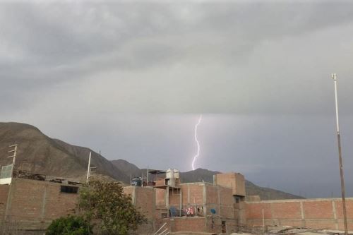 Dos mujeres murieron tras impactadas por un rayo durante una tormenta eléctrica en Azángaro, región Puno. ANDINA/Difusión