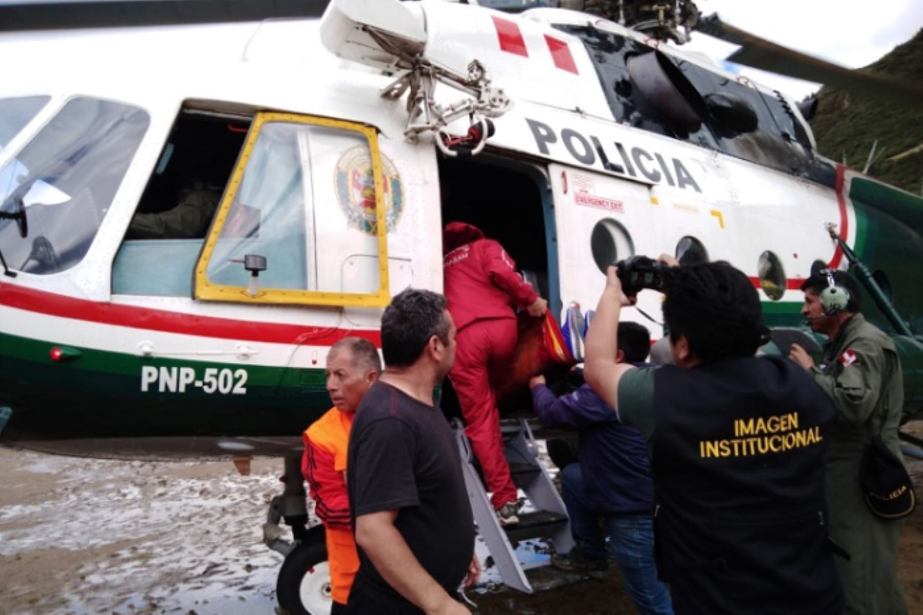 Evacuación de las dos mujeres se realizó por disposición del ministro del Interior, Carlos Morán, desde la zona Alto Marañón.