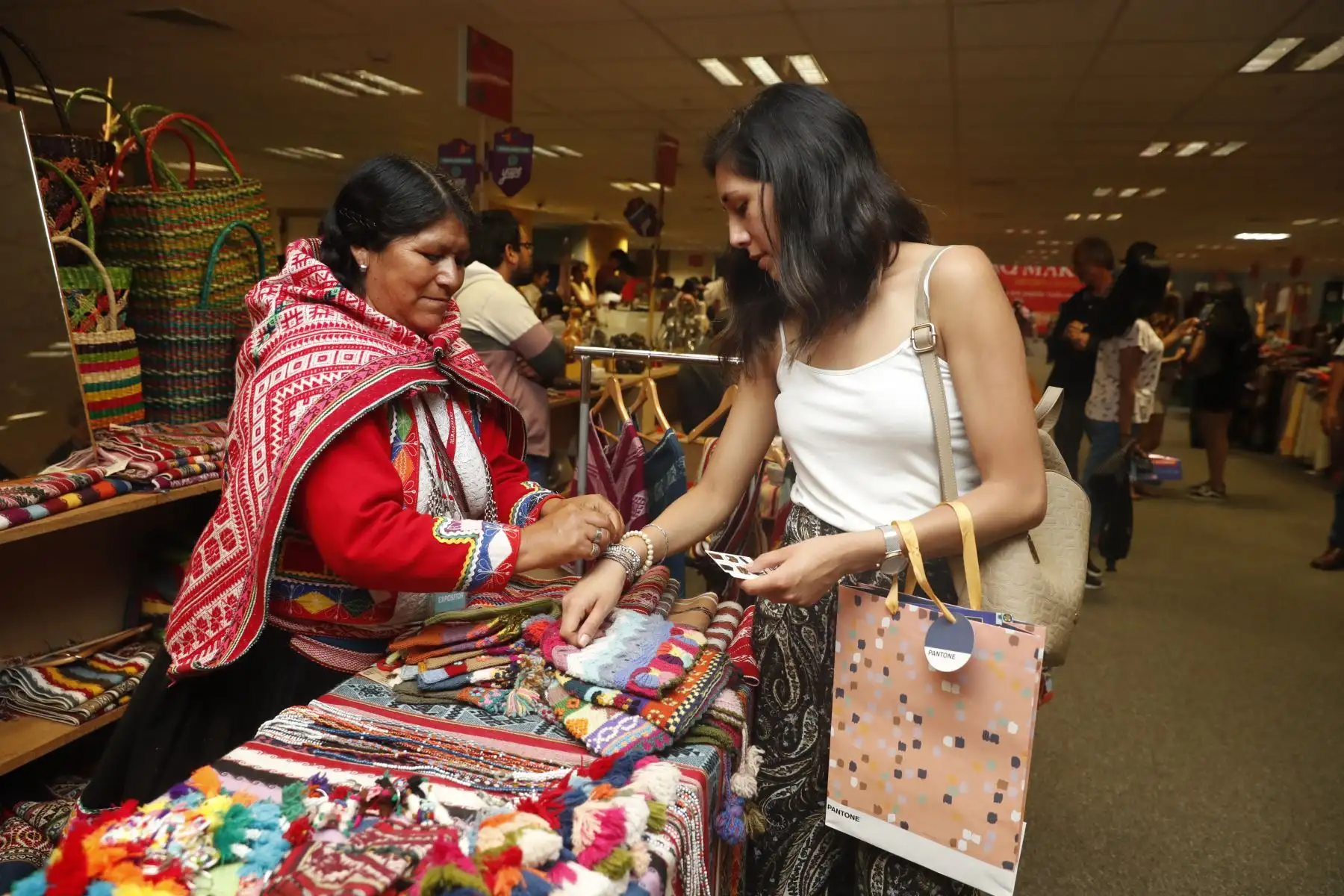 Feria Ruraq Maki 2019 se desarrolla en Museo de la Nación. Foto: ANDINA/Renato Pajuelo