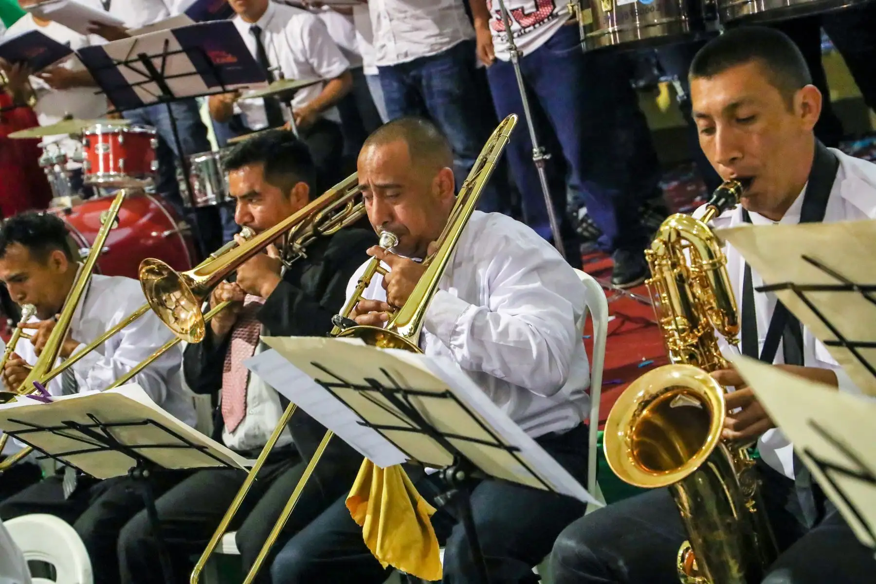 El Instituto Nacional Penitenciario (INPE) realizó la muestra artística “ El poder del arte ” en la que presentó los avances en resocialización de internos e internas de los penales de Callao, Miguel Castro Castro, Lurigancho y Mujeres Chorrillos.
Foto: Difusión INPE