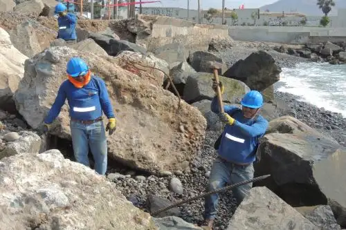 Miraflores retira de sus playas 742 toneladas de escombros y desmonte Foto: Municipalidad de Miraflores