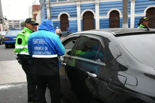 SAT mandó al depósito a 85 mil vehículos en 2019 Foto: SAT