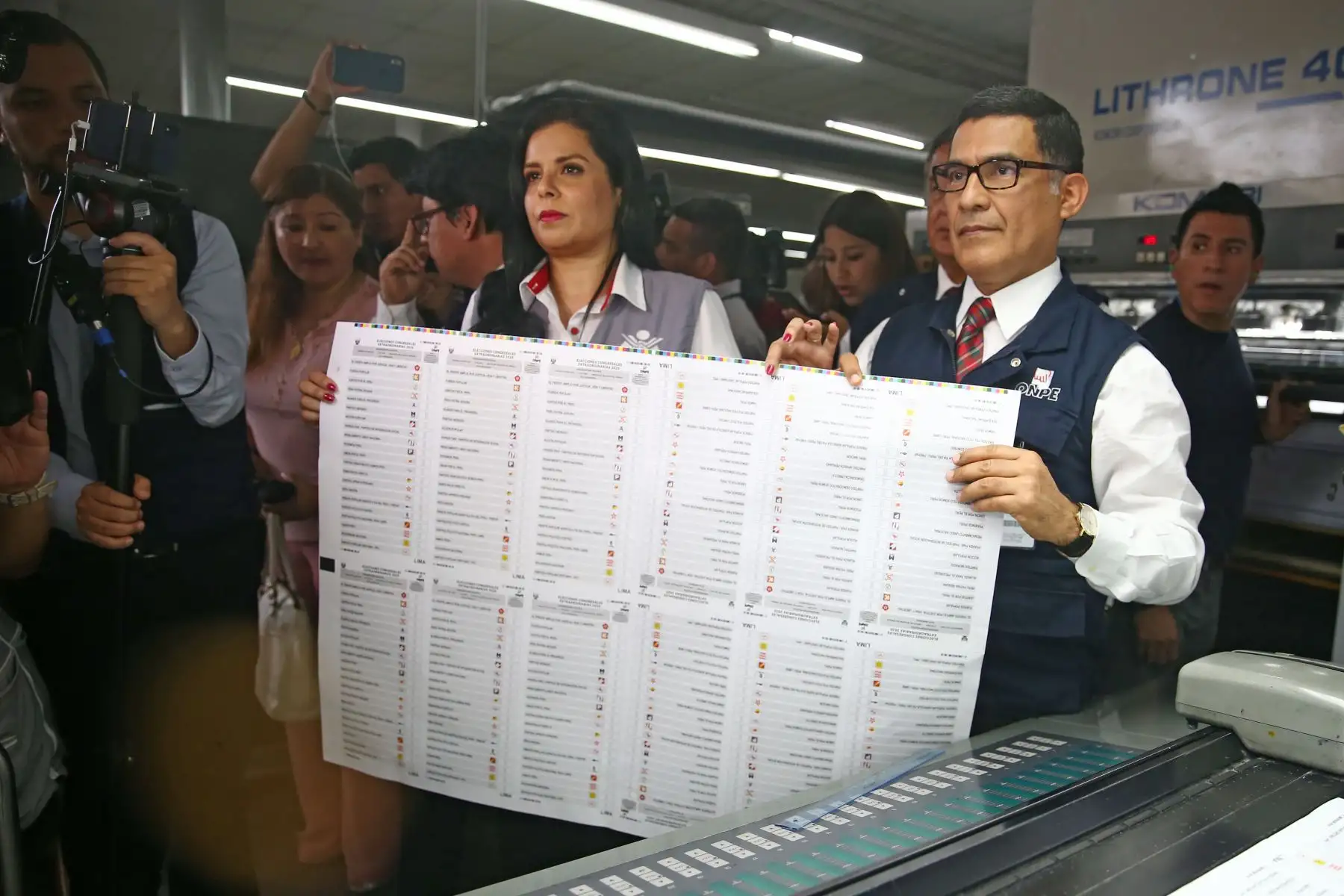 Inicio de impresión de las cédulas de sufragio para las elecciones congresales extraordinarias 2020.

Foto: ANDINA/Vidal Tarqui