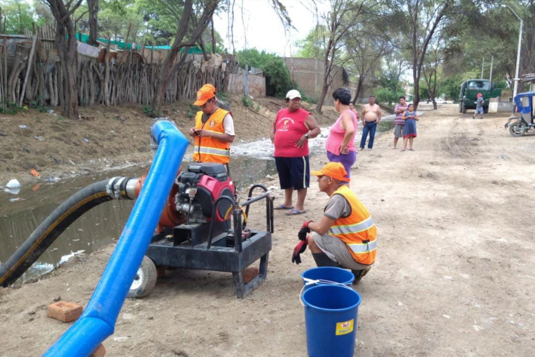 Gobierno envía ayuda para extraer agua de zonas afectadas por lluvias intensas en PiuraFoto:  ANDINA/Difusión