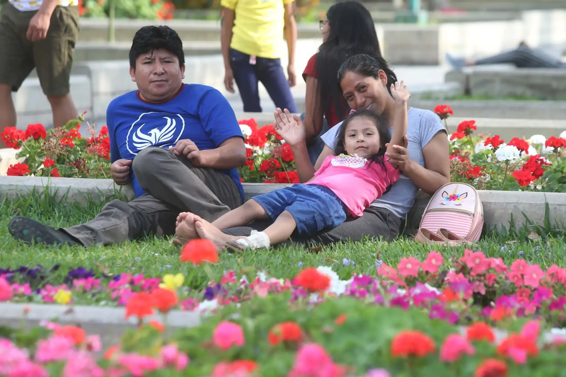 Limeños pasean en familia en parque de diversiones en el Parque de la Exposición.
Foto: ANDINA/Eddy Ramos