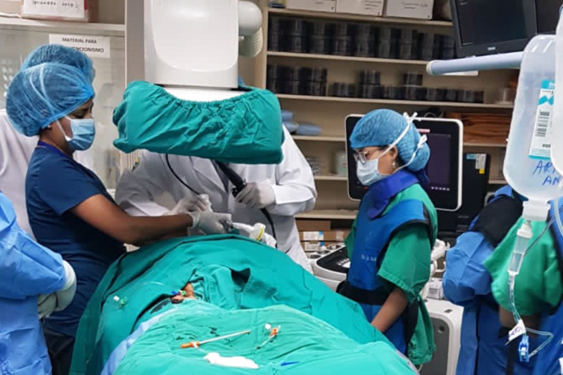 EsSalud Arequipa realiza primera operación de implante de válvula aortica