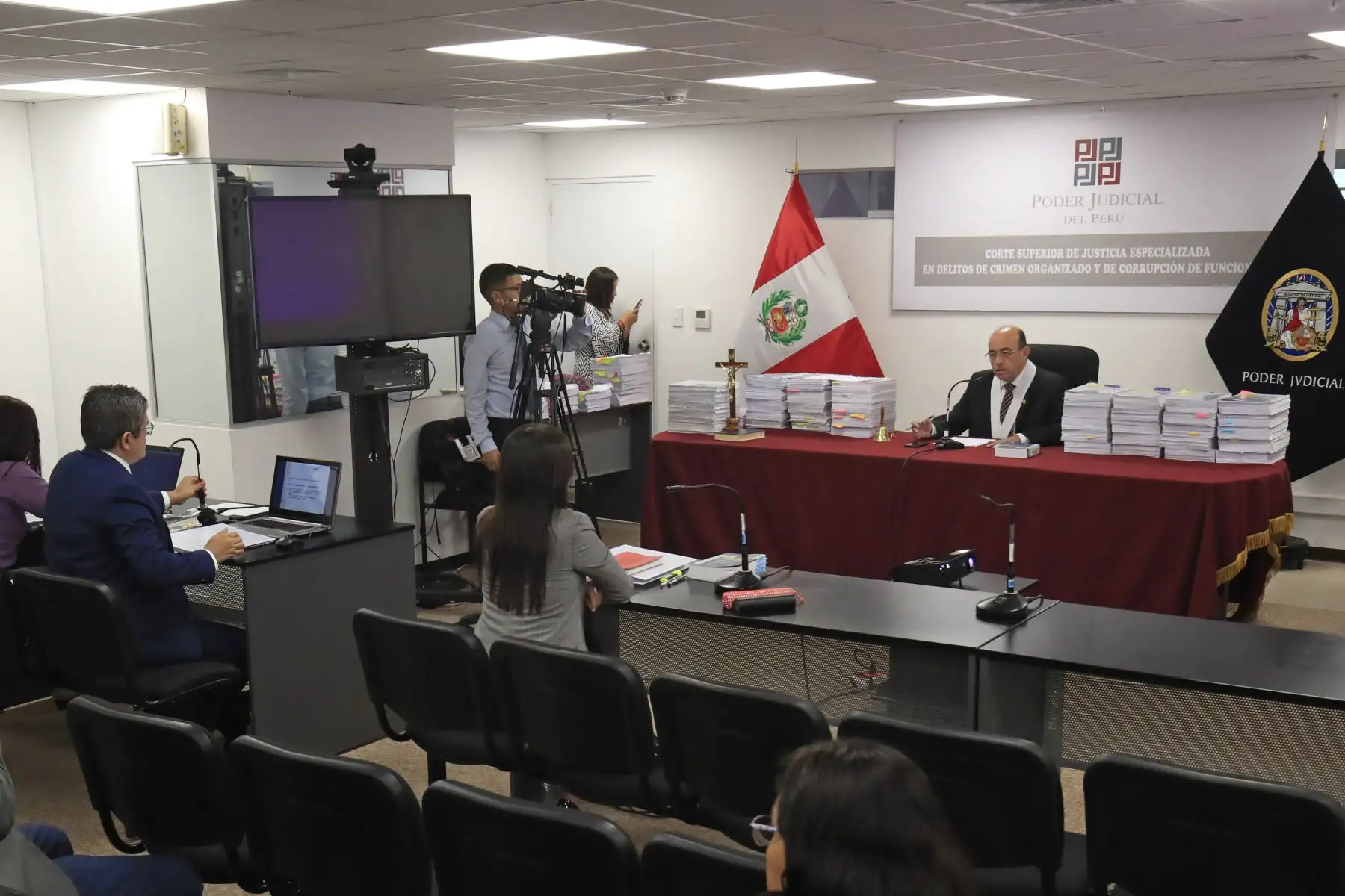 El Cuarto Juzgado de Investigación Preparatoria del Poder Judicial, a cargo del magistrado Víctor Zúñiga Urday, reanuda la audiencia en la que se evalúa el pedido de 36 meses de prisión preventiva contra la lideresa de Fuerza Popular, Keiko Fujimori.
Foto: ANDINA/Juan Carlos Guzmán