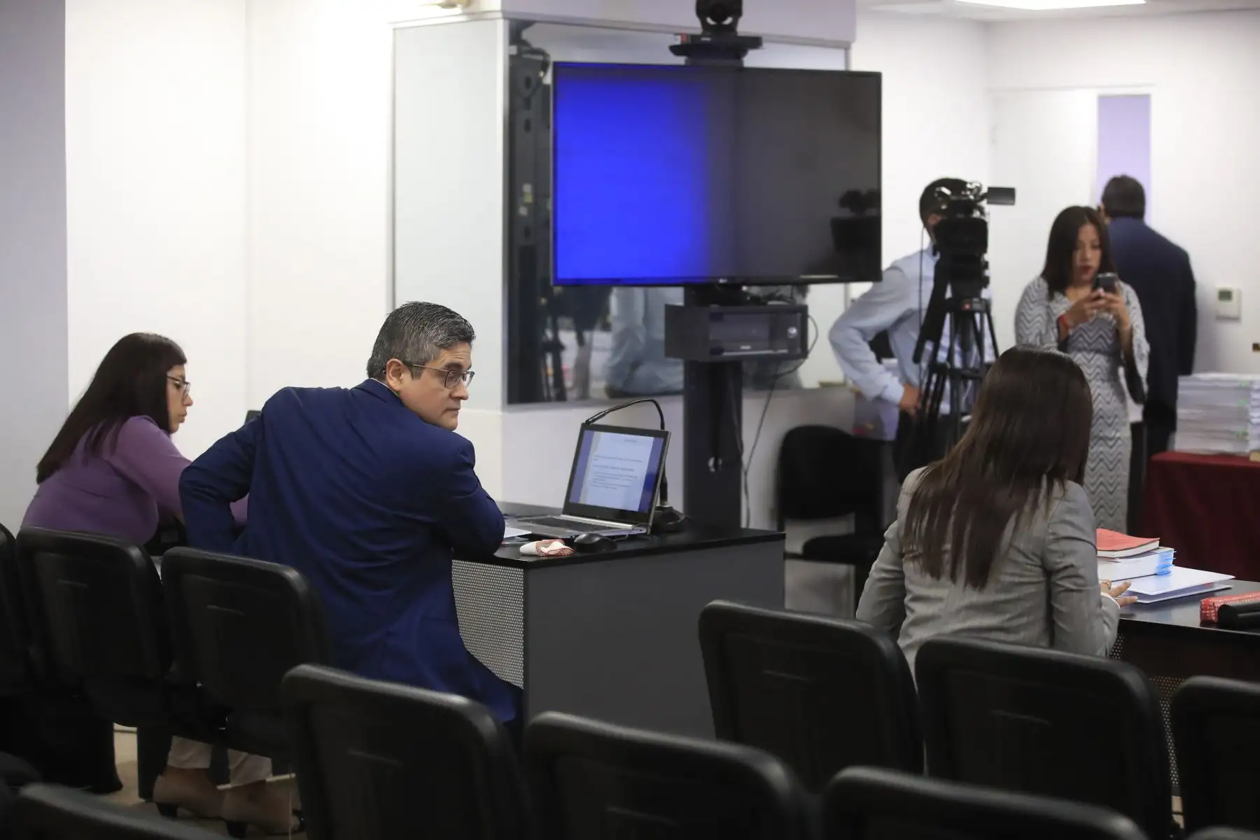 El Cuarto Juzgado de Investigación Preparatoria del Poder Judicial, a cargo del magistrado Víctor Zúñiga Urday, reanuda la audiencia en la que se evalúa el pedido de 36 meses de prisión preventiva contra la lideresa de Fuerza Popular, Keiko Fujimori.
Foto: ANDINA/Juan Carlos Guzmán