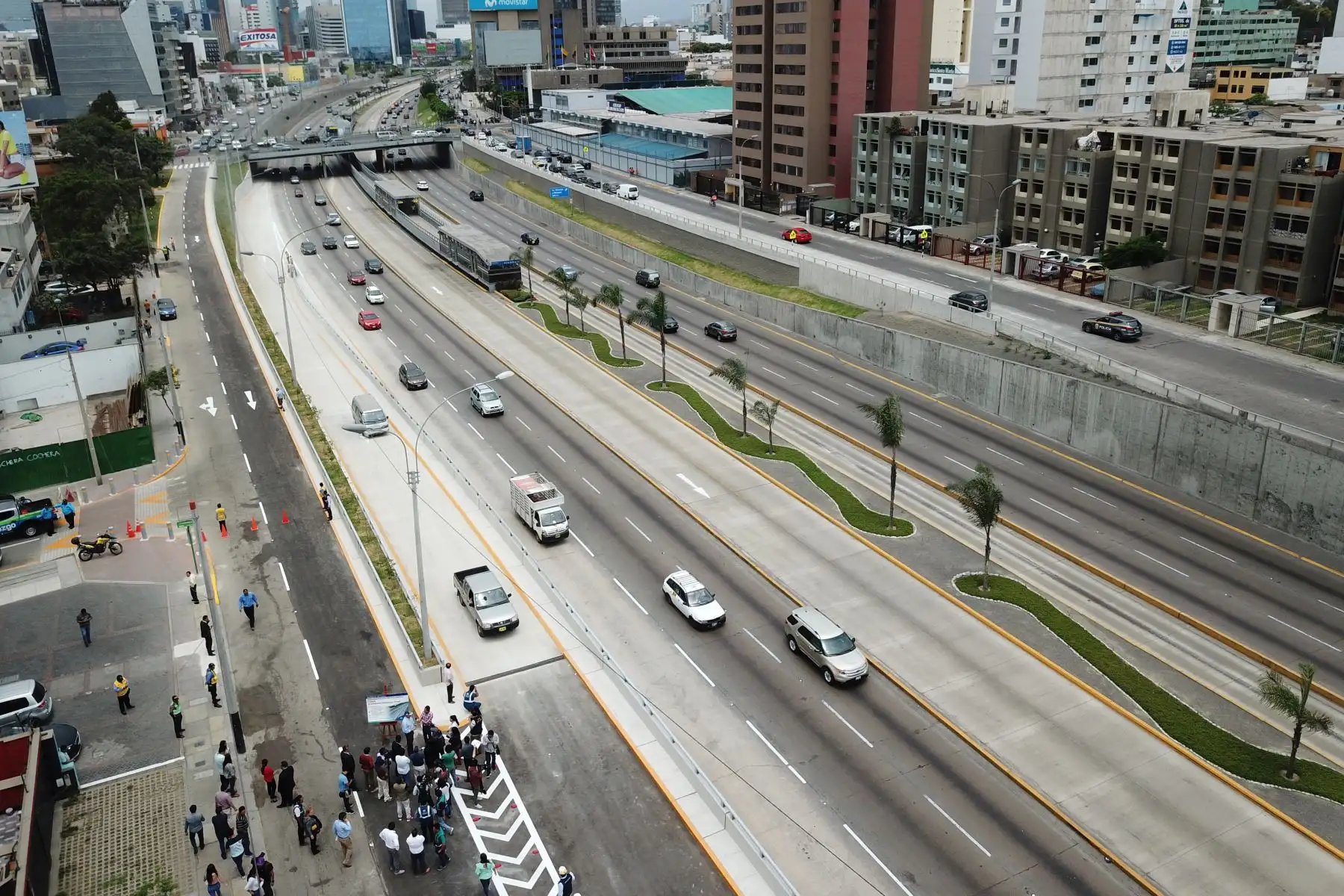 Este mejoramiento de la via Paseo de la República ayuda en la reducción de la congestión vehicular.
Foto: ANDINA/Juan Carlos Guzmán Negrini.