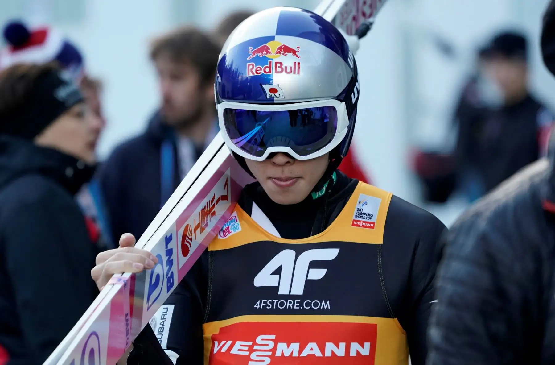 Ryoyu Kobayashi de Japón llega para un salto de práctica de la cuarta etapa del 68º Torneo Four Hills en Bischofshofen, Austria.
Foto: EFE