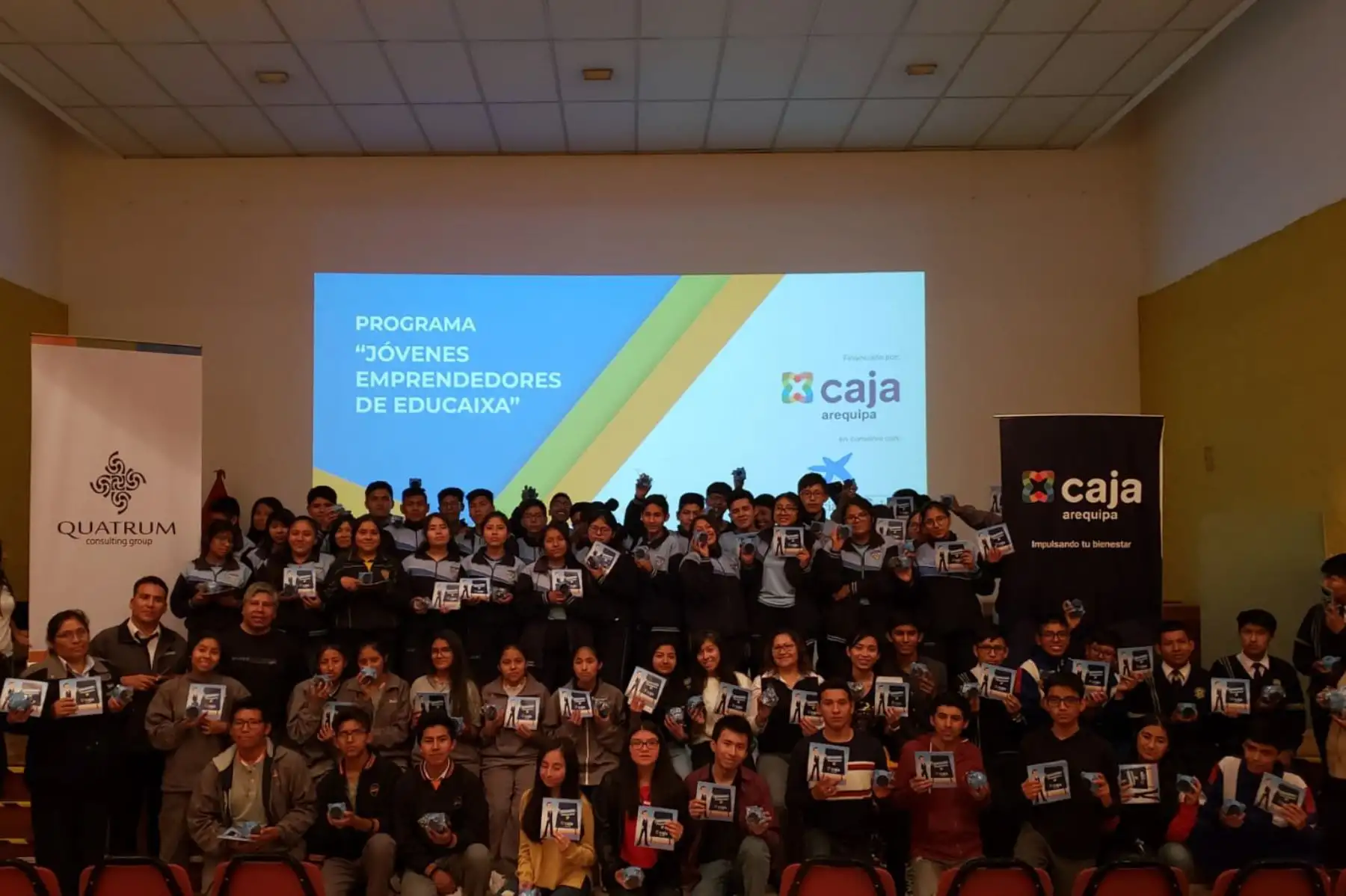 Escolares de Ica y Arequipa aprenderán a diseñar proyectos de desarrollo que den respuesta a una necesidad de su jurisdicción.