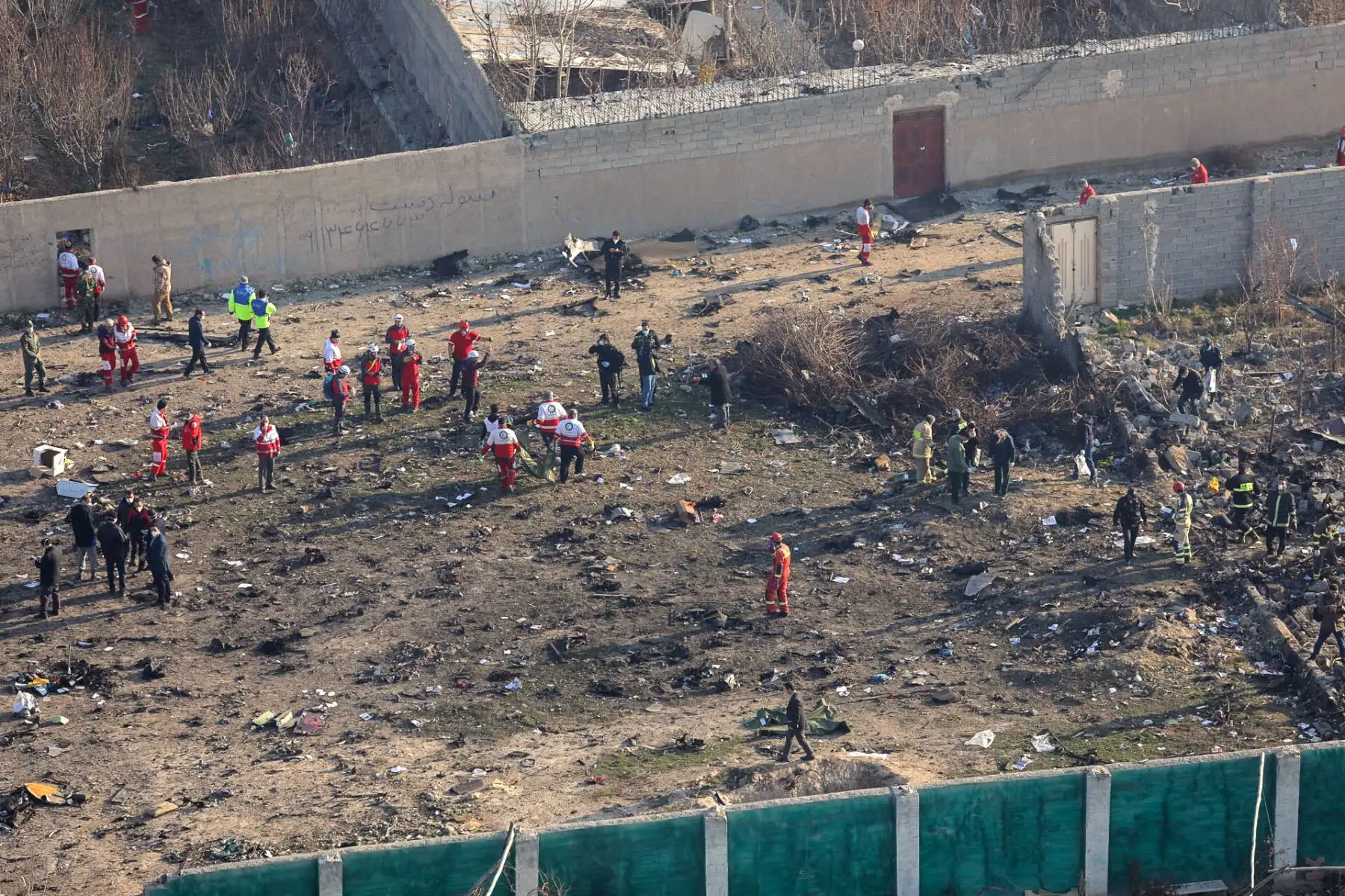 Entre los pasajeros del avión figuran 82 iraníes y 63 canadienses, indicaron las fuentes en Kiev.Foto: AFP