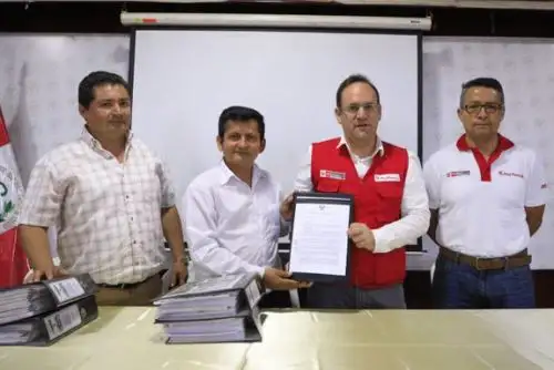 El viceministro de Mype e Industria, José Salardi, sostuvo que el Gobierno, a través del Ministerio de la Producción (Produce), impulsará el desarrollo de las cadenas productivas de pesca, acuicultura, agroindustria y forestal en Loreto, a través de un trabajo articulado con las autoridades regionales.