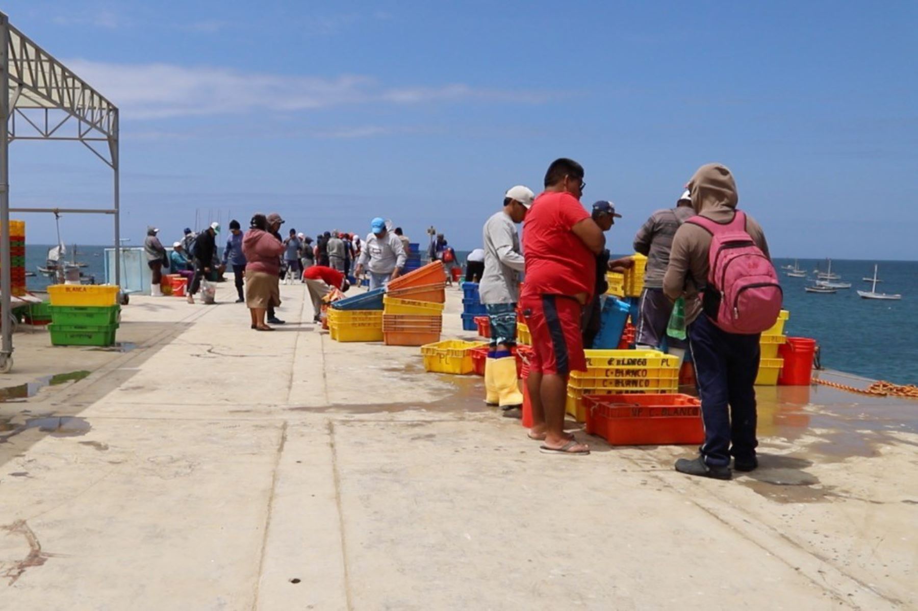 Pescadores artesanales acordaron cerrar temporalmente el desembarcadero pesquero de Cabo Blanco, en Piura. ANDINA/Difusión