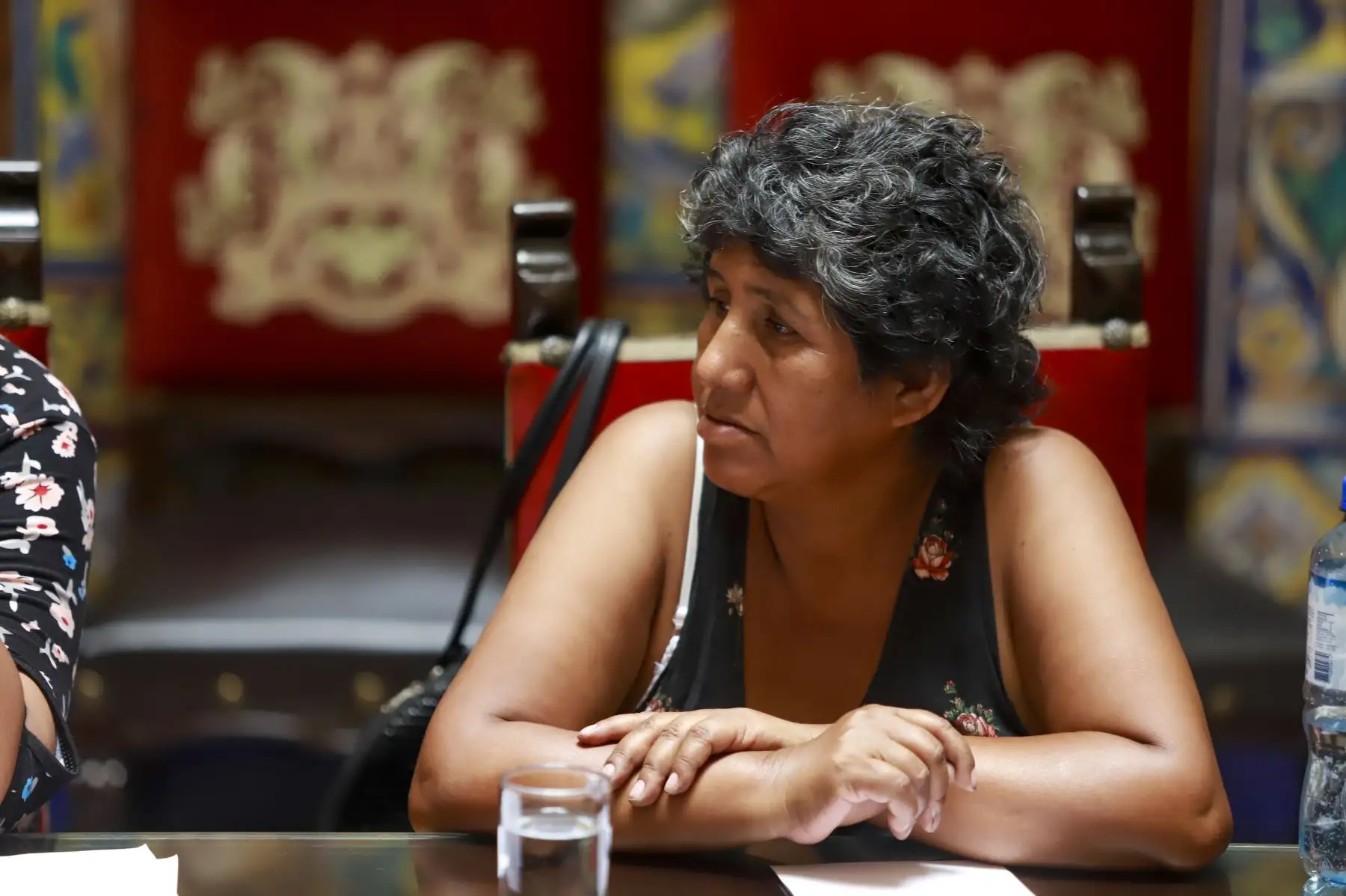La ministra de la Mujer, Gloria Montenegro y viceministra de Poblaciones Vulnerables, Cecilia Aldave, se reunieron en Palacio con miembros del colectivo “Familias Unidas por Justicia: Ni una asesinada más", conformado por familiares de víctimas de feminicidio.
Foto: ANDINA/Difusión