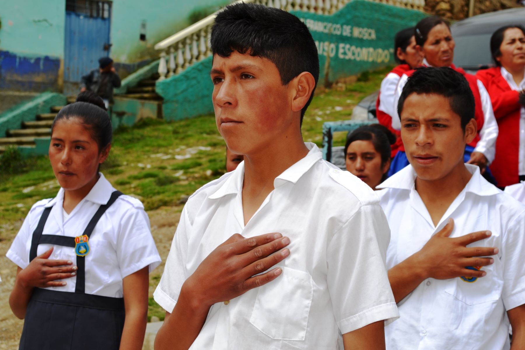 Un total de 4,566 jóvenes afiliados al programa Juntos lograron culminar sus estudios secundarios en Huánuco,