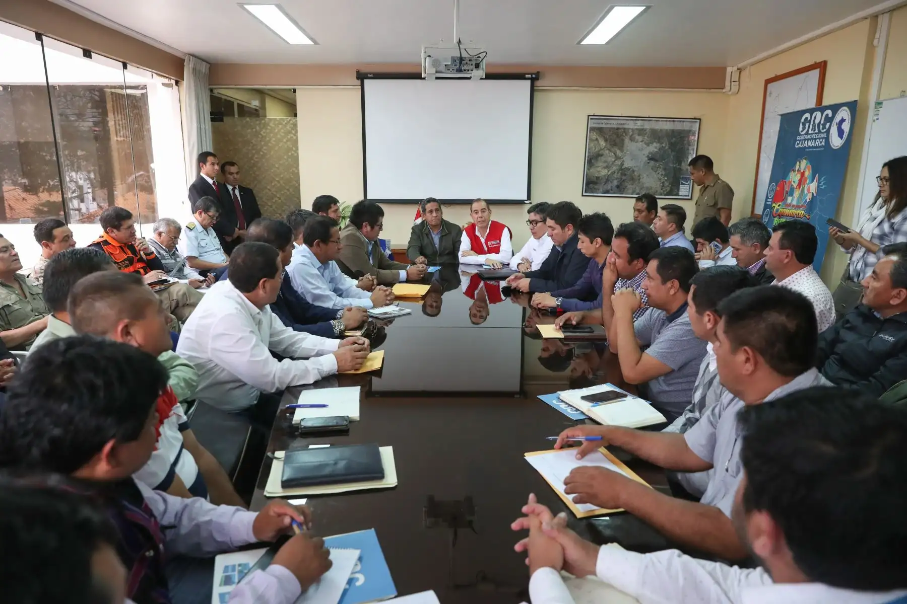 Ministro de Defensa, Walter Martos realizó viaje de trabajo a la región Cajamarca. Foto: MINDEF