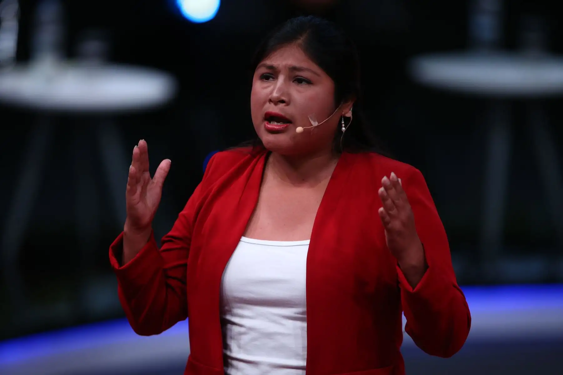 Cinthia Baquerizo candidata de Juntos por el Perú participa en debate. Foto: ANDINA/Tarqui Vidal