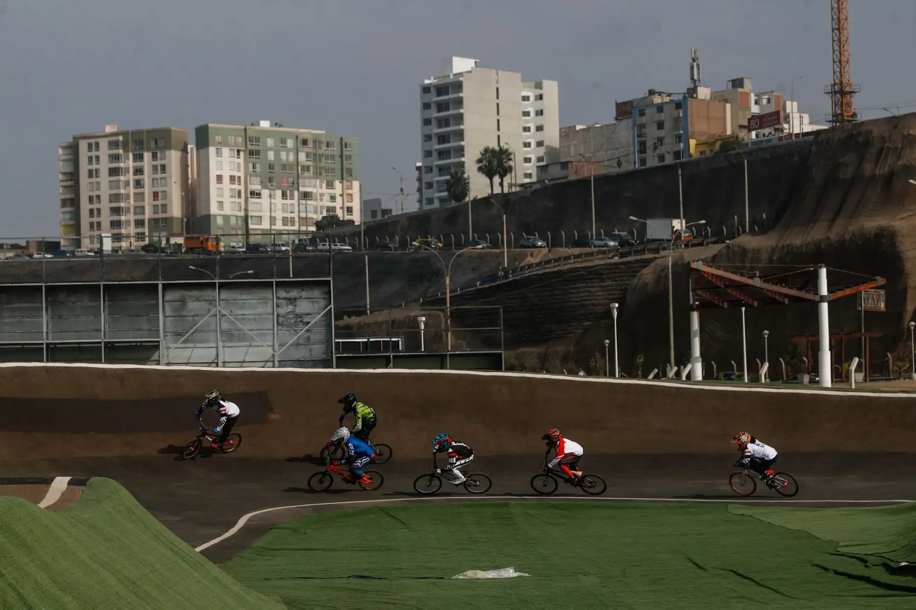 Comité organizador de Lima 2019 inició programa de captación y formación de talento en sede de la Costa Verde con clases de skateboarding, ciclismo BMX, vóley playa y patinaje. Foto: ANDINA/Renato Pajuelo