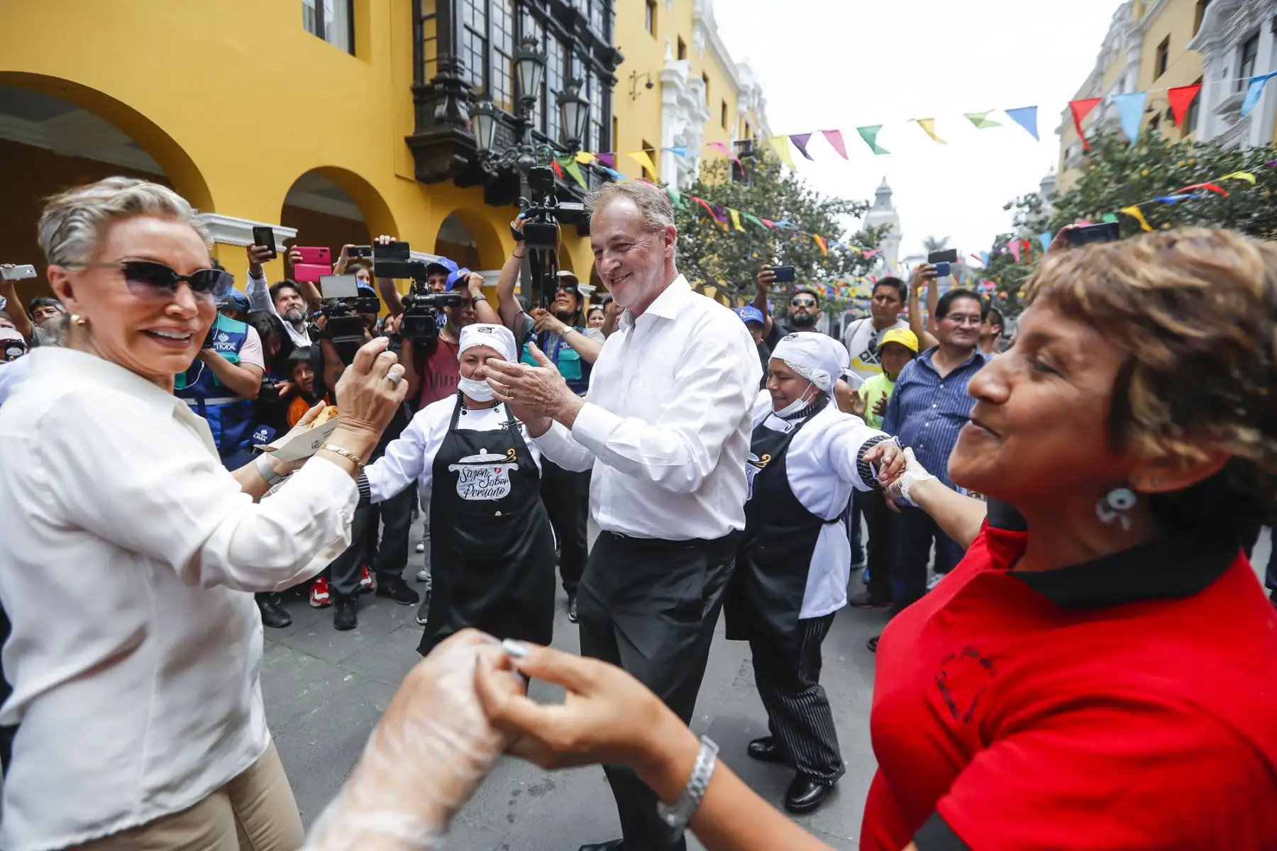 Alcalde Jorge Muñoz presenta el programa de actividades por los 485 años de fundación de Lima, que contempla diverso contenido cultural, histórico, turístico y gastronómico.
Foto: Difusión Municipalidad de Lima