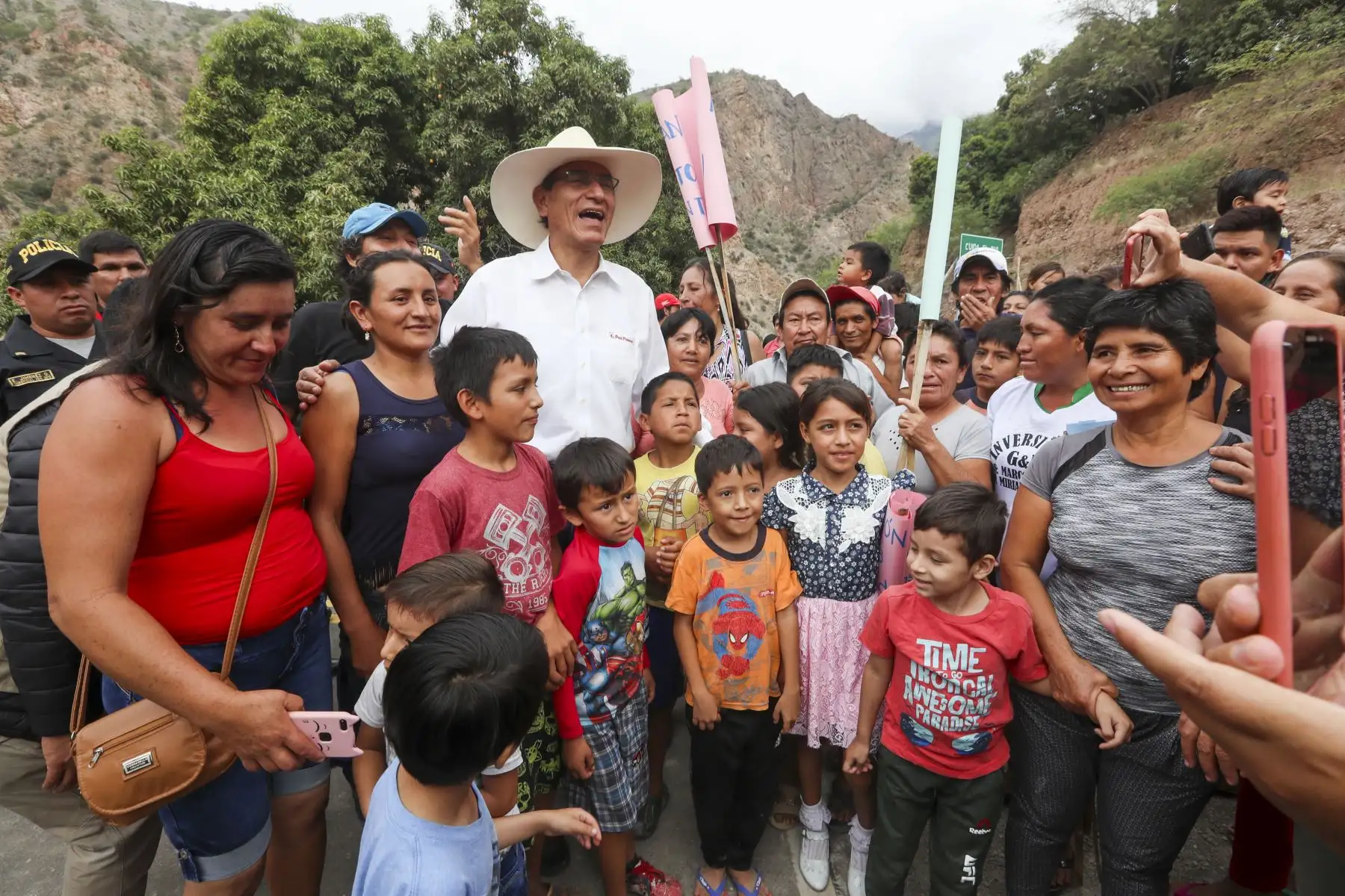 El presidente Martín Vizcarra, inaugura el puente Chacanto, que une las regiones Cajamarca y Amazonas. Foto: ANDINA/Prensa Presidencia
