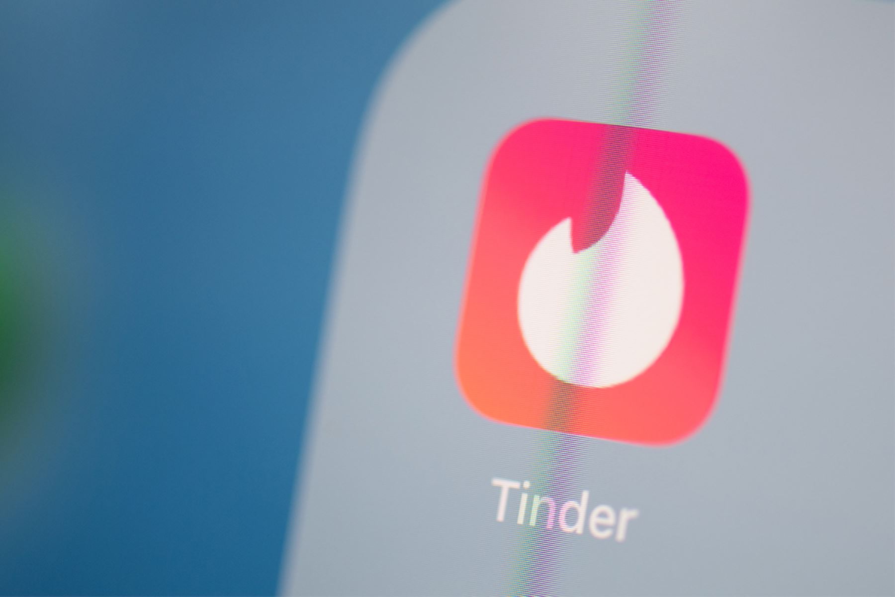 Un organismo noruego denunció que Grindr y Tinder venden la información personal de sus usuarios con fines publicitarios. Foto: AFP.