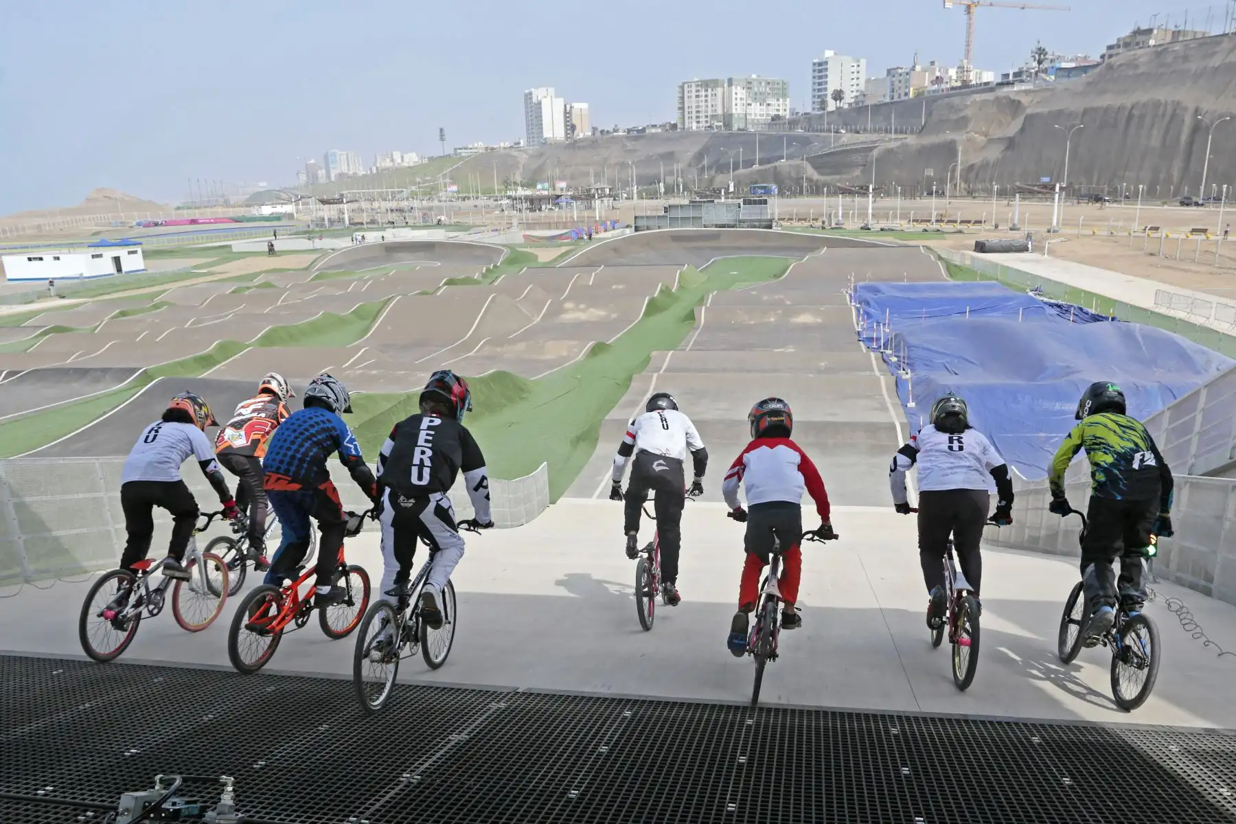 Programa de Formación y Captación de Talento de Ciclismo BMX en la Sede Costa Verde de Lima 2019 en san Miguel.
Foto: Difusión Lima 2019