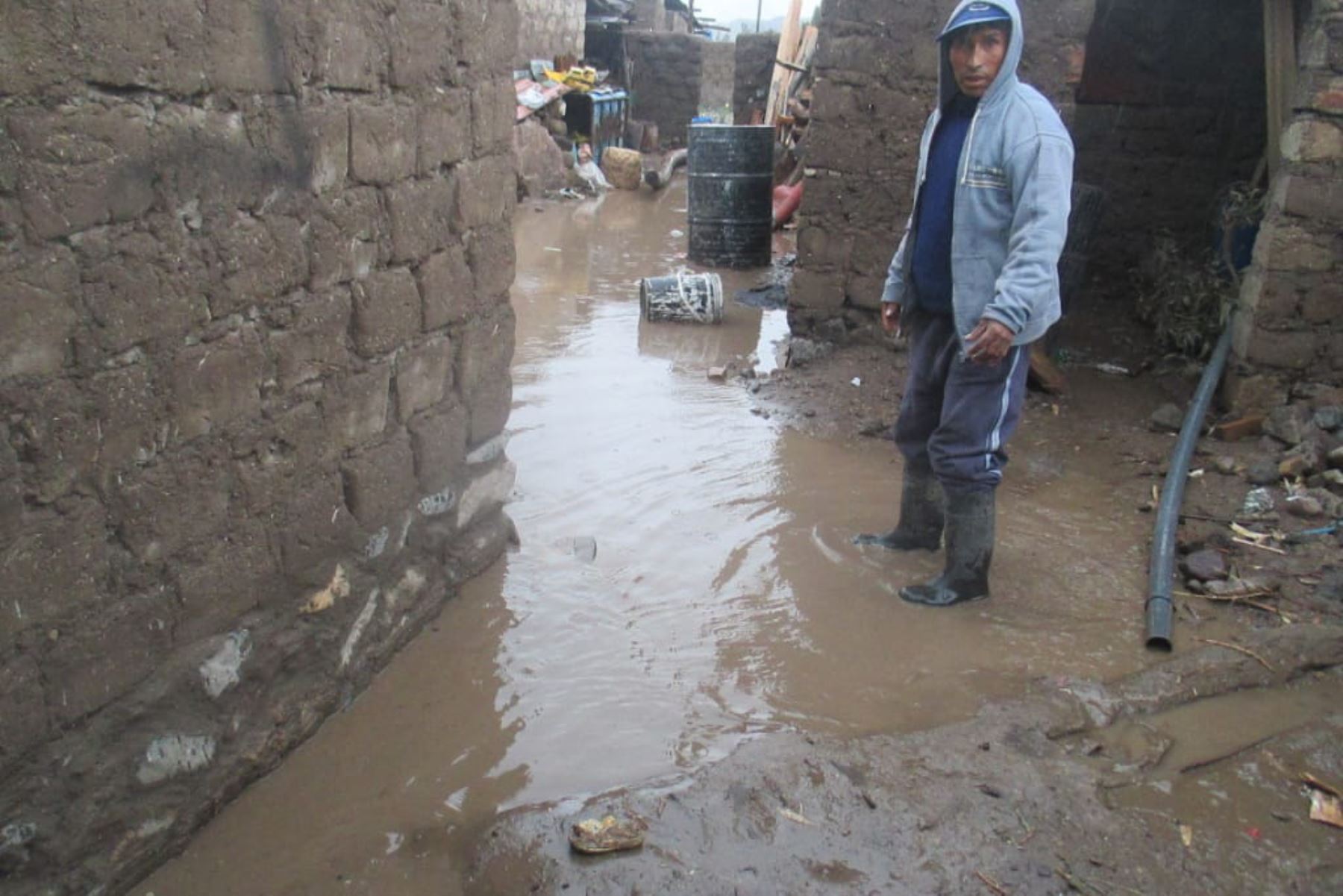 Lluvias y granizada afectan a unas 50 viviendas en provincia de Caylloma, en Arequipa.