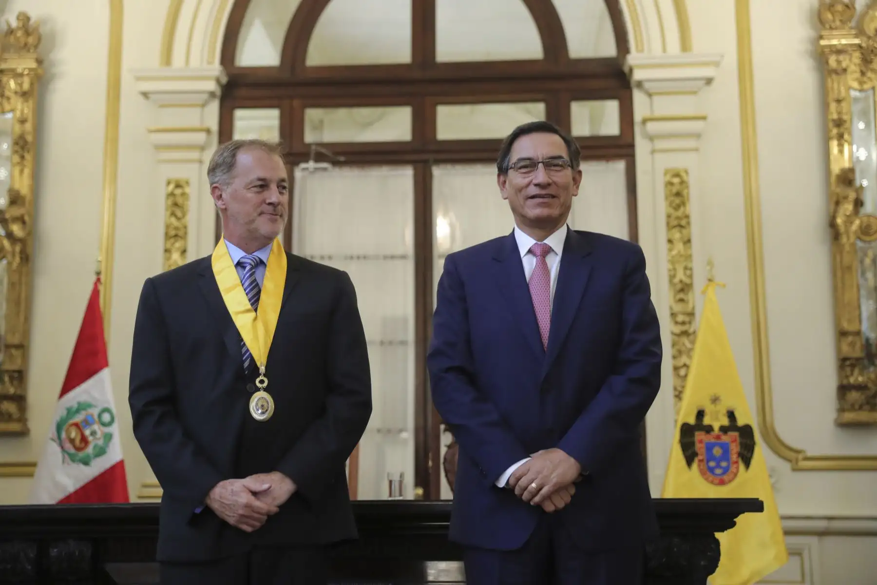 Presidente de la República, Martín Vizcarra y alcalde de Lima Jorge Muñoz encabezaron Sesión Solemne por el 485.° aniversario de la fundación de la ciudad y homenaje póstumo a limeños destacados.
Foto: ANDINA/Prensa Presidencia