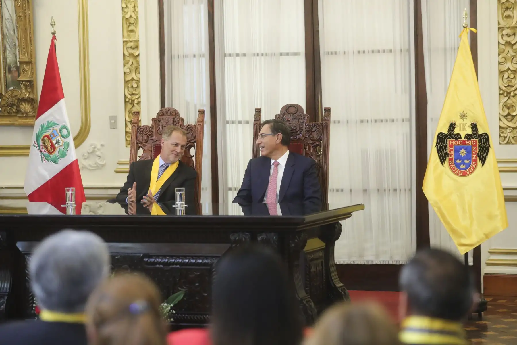 Presidente de la República, Martín Vizcarra y alcalde de Lima Jorge Muñoz encabezaron Sesión Solemne por el 485.° aniversario de la fundación de la ciudad y homenaje póstumo a limeños destacados.
Foto: ANDINA/Prensa Presidencia