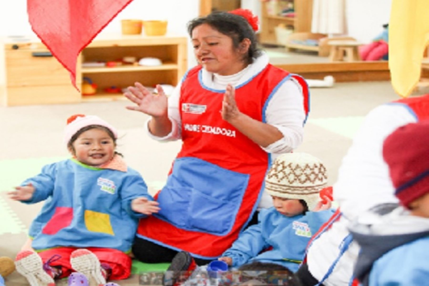 Huancavelica y Cajamarca serán las regiones piloto este año para desarrollar la Estrategia de Gestión Territorial “Primero la Infancia”, que busca incrementar el acceso de niños y niñas a un paquete integrado de servicios priorizados desde la gestación hasta los 5 años.