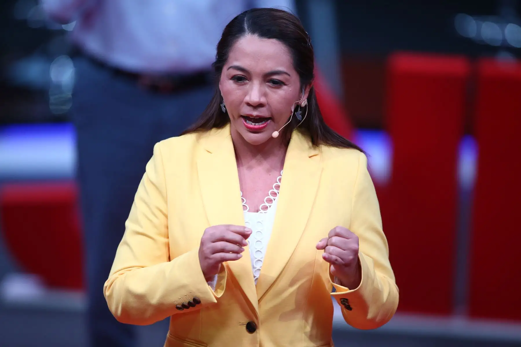 Nelly Cuadros, candidata al Congreso por Solidaridad Nacional participa en tercer debate de Lima Metropolitana organizado por JNE. Foto: ANDINA/Vidal Tarqui