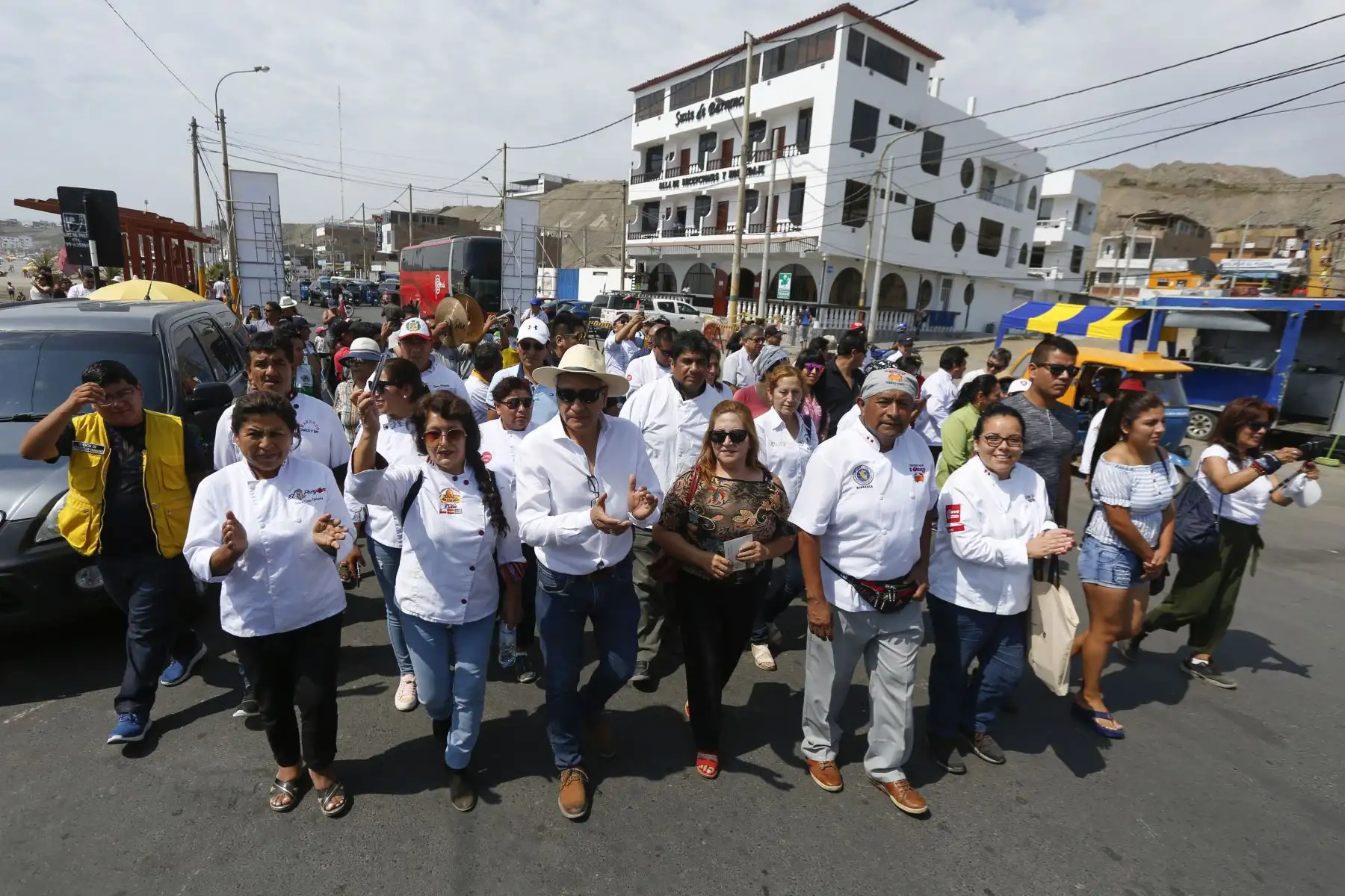 ANDINA.Unos dos millones de turistas se movilizarán a las provincias que conforman la región Lima Provincias durante las fiestas de Navidad y Año Nuevo