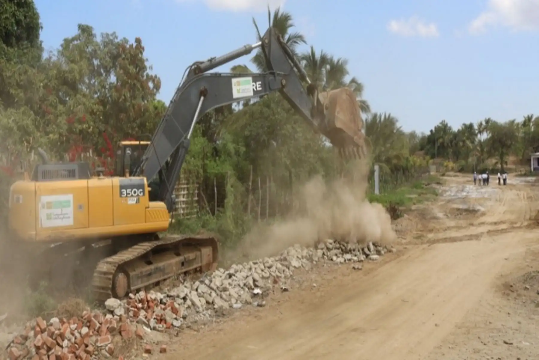 Labores de limpieza y encauzamiento se ejecuta en el marco del D.S. 201-2019-PCM que declara en emergencia los distritos de Tumbes