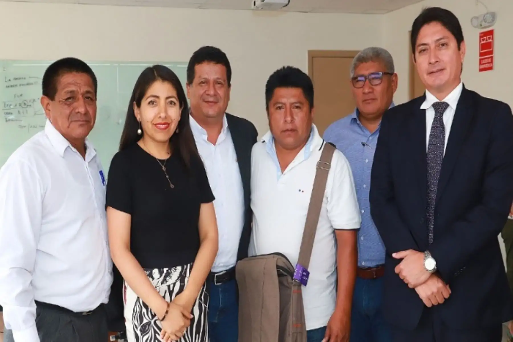 Obras de reforzamiento de las defensas ribereñas en el Bajo Piura serán parte de la solución integral, garantizó directora ejecutiva de la ARCC, Amalia Moreno Vizcardo.