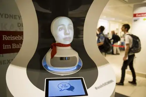La inteligencia artificial es una tecnología que hoy se usa en múltiples escenarios y áreas, en beneficio de profesionales de todo tipo de sector. Foto: AFP