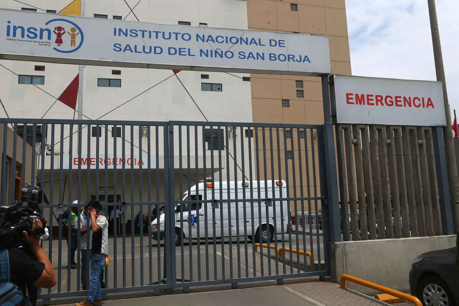 Policias donantes de sangre en hospital del niño de San Borja.Foto:ANDINA/Héctor Vinces.