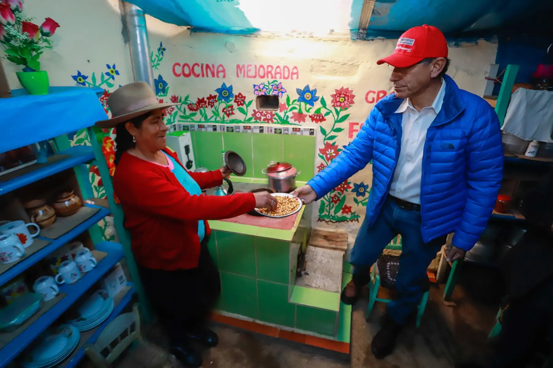 Visita a una familia usuaria del programa Haku Wiñay de FONCODES,en el centro poblado de Pachachaca,  provincia de Julcán.
Foto: ANDINA/Prensa Presidencia