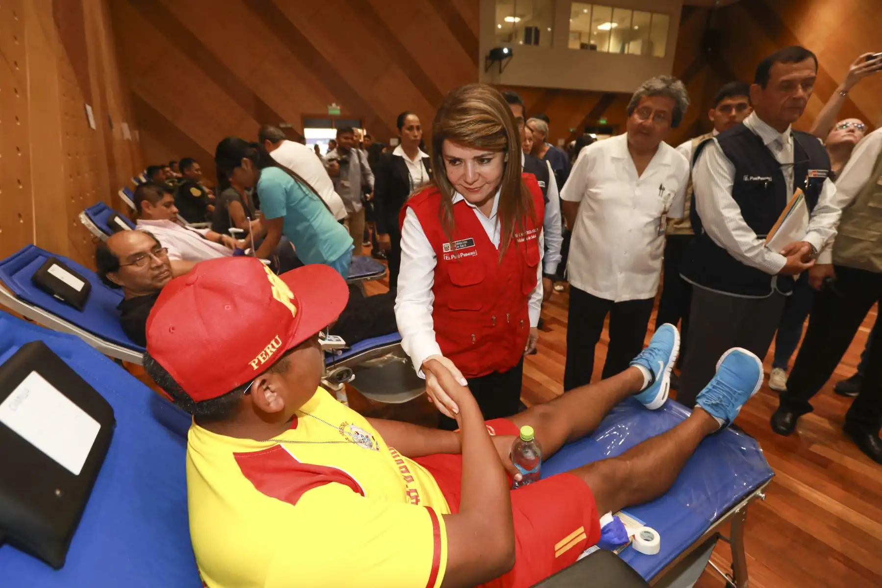 Ministerio de Salud aplicó plan de contingencia inmediata y atendió 48 heridos del accidente en Villa El Salvador.
Foto: Difusión Minsa